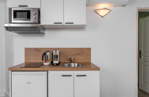 La Colle-sur-Loup Bed & Breakfast | Maison Carles BnB