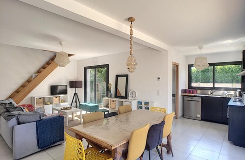 Carolles House | Maison Carolles, 4 pièces, 6 personnes - FR-1-361-345