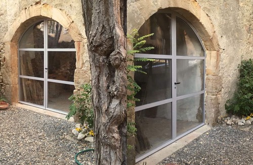 Ferrals-les-Corbieres House | Maison Centrale, ancient modern mid century authors village house sleeps 6
