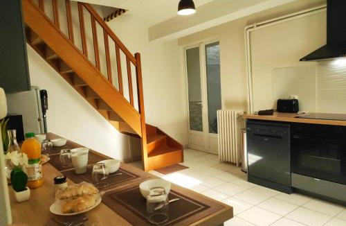 La Bouexiere House | Maison centre bourg L'écrin vatosoa 7 à 9 voyageurs