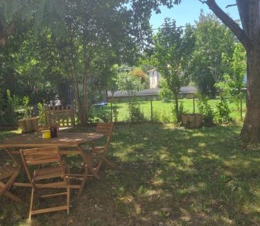 Agen Bed & Breakfast | Maison Centre Ville avec jardin