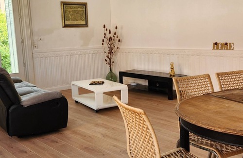 Peronne House | Maison Centre Ville