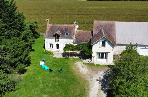 Vallieres-les-Grandes House | Maison Chaleureuse au Calme Entre Zoo de Beauval et Châteaux de la Loire