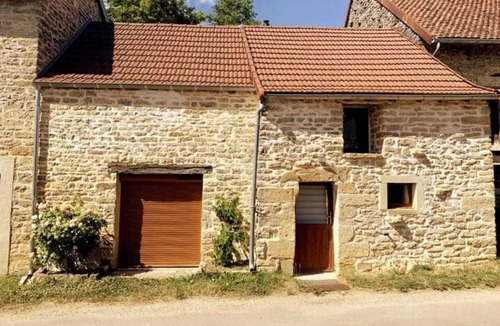 Savigny-sous-Malain House | Maison Chaleureuse Avec SPA