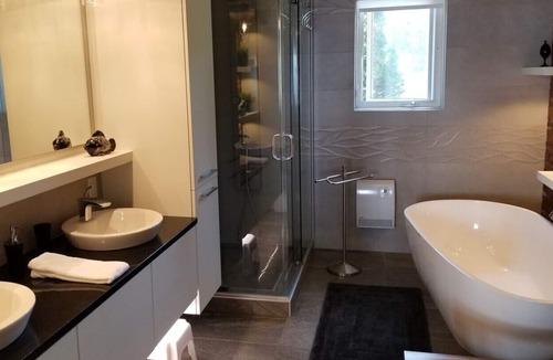 Alma Villa | Maison, chalet, villa haut de gamme pour 8 personnes. 8 guests