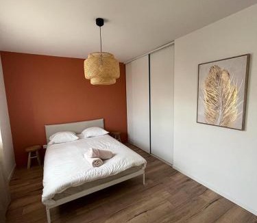 Saint-Genis-Laval House | Maison Chaleureuse 2