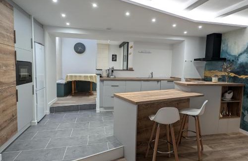 Pornic Apartment | Maison chaleureuse au cœur du centre ville