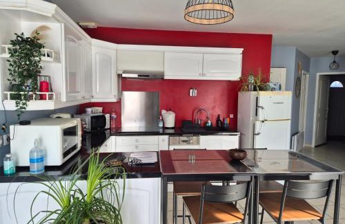 Domerat House | Maison chaleureuse au calme