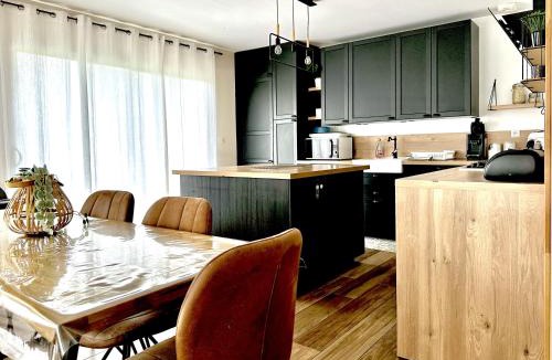 Roumare House | Maison chaleureuse au calme