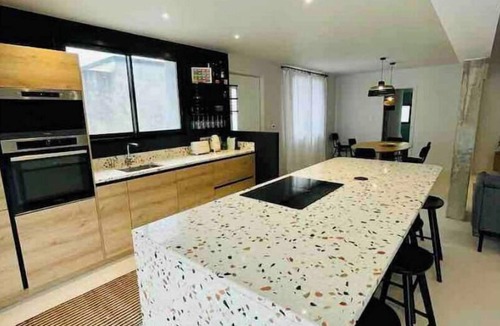 Mirepoix House | Maison Chaleureuse Avec spa