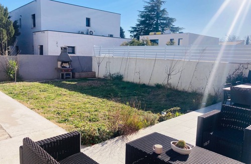 Gignac House | Maison Chaleureuse Avec Piscine