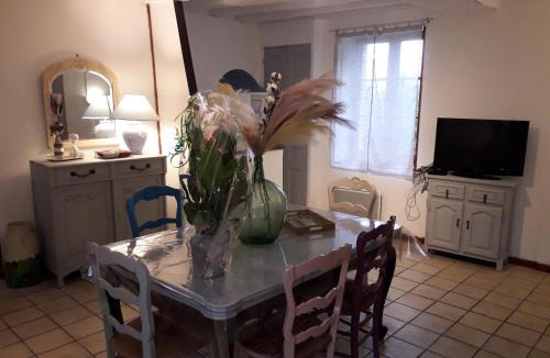 Tourouvre-au-Perche House | Maison chaleureuse avec cheminée des coudrais