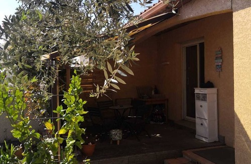 Cournonsec House | Maison Chaleureuse Dans le Sud