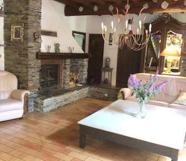 Cuxac-Cabardes House | Maison chaleureuse à Cuxac-Cabardès avec jardin de 3500m²