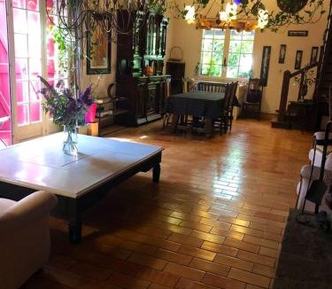 Cuxac-Cabardes House | Maison chaleureuse à Cuxac-Cabardès avec jardin de 3500m²