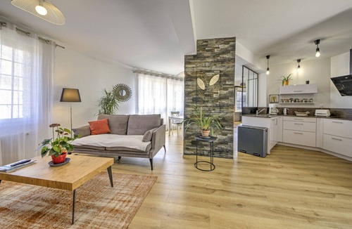 Bonchamp-les-Laval House | Maison charmante en centre ville