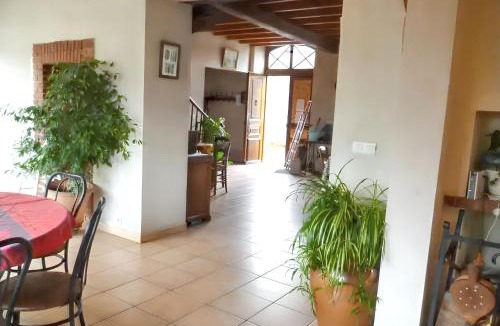 Bernac-Dessus House | Maison charmante à Bernac-Dessus avec jardin spacieux