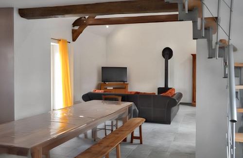 Saint-Martin-de-Lamps House | Maison charmante à Levroux avec jardin et spa