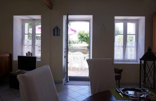 L'Epine House | Maison charmante 6 pers, jardin clos, TV et Wifi, proche commerces et plage, petit chien accepté. - FR-1-224B-165