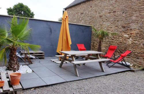 Sains House | Maison charmante près de Sains avec spa et jardin clos