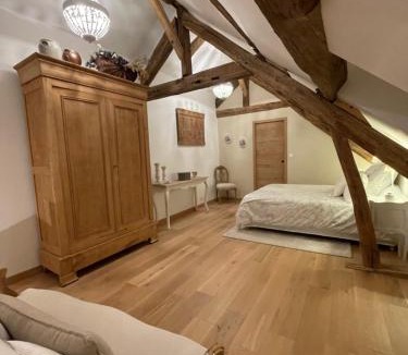 Fericy Bed & Breakfast | Maison Charmille