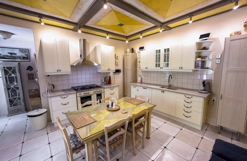 Montlaur Villa | Maison Charvin - Four Bedroom Villa, Sleeps 8