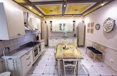 Montlaur Villa | Maison Charvin - Four Bedroom Villa, Sleeps 8
