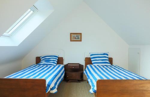 Ploubazlanec House | Maison Chevoir pieds dans l'eau