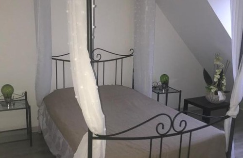 Cures House | Maison chez le particulier