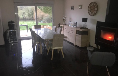 Cures House | Maison chez le particulier