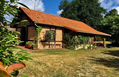 Escource House | Maison Clôturée, Plages, Lacs, Océan et Jacuzzi. Animaux de Compagnie Acceptés