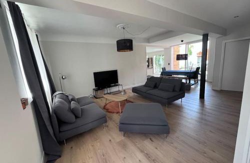 Les Halles - Valliere Villa | Maison climatisée, piscine, à 5 minutes des Grands Buffets