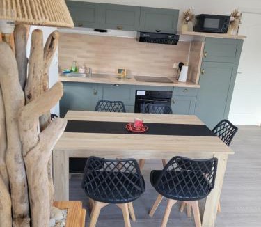 Equihen-Plage House | Maison Cocooning Equihen 5 pers Proche Mer & Terrasse