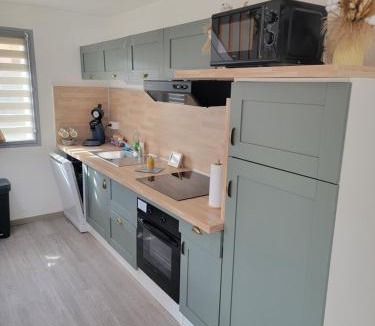 Equihen-Plage House | Maison Cocooning Equihen 5 pers Proche Mer & Terrasse
