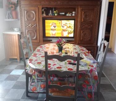 Montlucon House | Maison complète