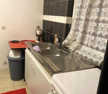 Clion House | Maison confortable à Clion avec parking privé