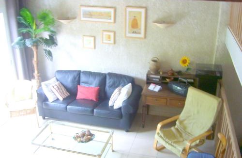 Lunas House | Maison confortable à Lunas avec vue montagne + jardin