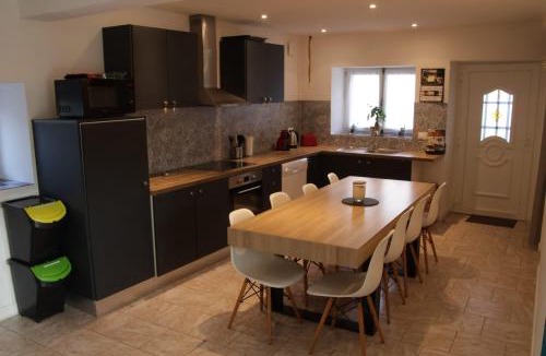 Saint-Sauvant Villa | Maison confortable 8 personnes - 4 chambres -