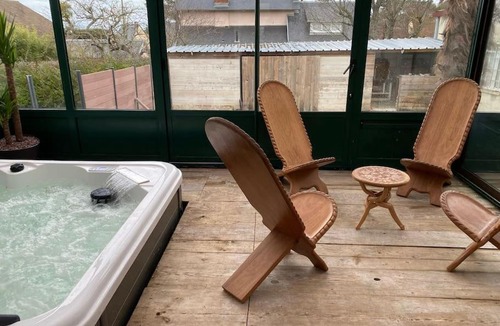 Houlgate Villa | Maison confortable pour 10 personnes avec jacuzzi
