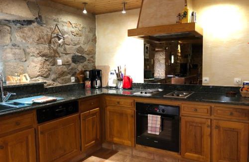 Chaneac House | Maison Coquelicot