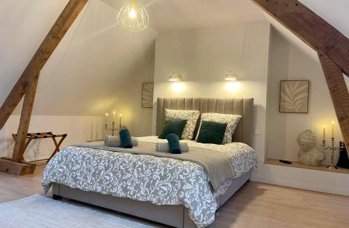 Valognes Apartment | Maison Cornat, Numéro 6, Le Duplex
