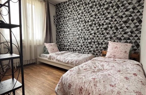 Saint-Pierre-des-Corps House | Maison cosy proche gare SNCF 2 chambres