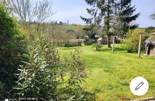Habas Apartment | Maison cosy à la campagne, piscine et tranquillité