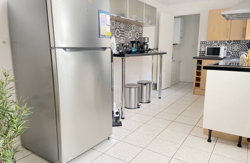 Tourcoing House | Maison Cosy 8 personnes proche LILLE