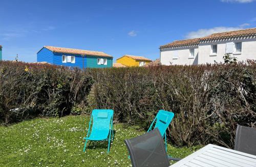 Le Chateau-d'Oleron House | Maison cosy avec piscine partagée