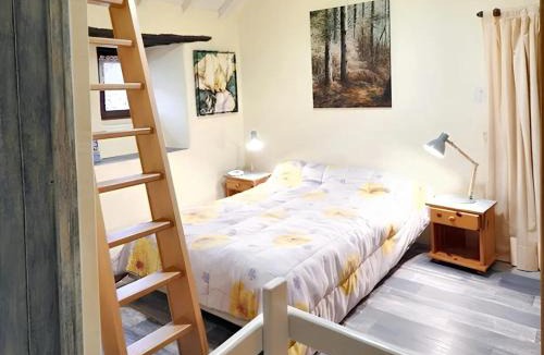 Dompnac House | Maison cosy avec vue sur la montagne à Dompnac, cheminée
