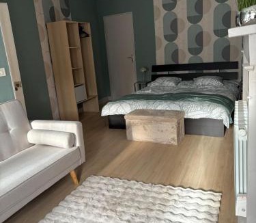 Saint-Florentin Apartment | Maison cosy & calme