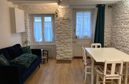 Maule Apartment | Maison Cosy et Typique au Coeur de Maule