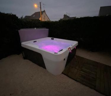 Pleneuf-Val-Andre Villa | Maison cosy Val André avec SPA