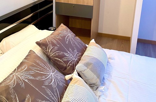 Meyzieu Nord Ouest Bed & Breakfast | Maison Cosyli